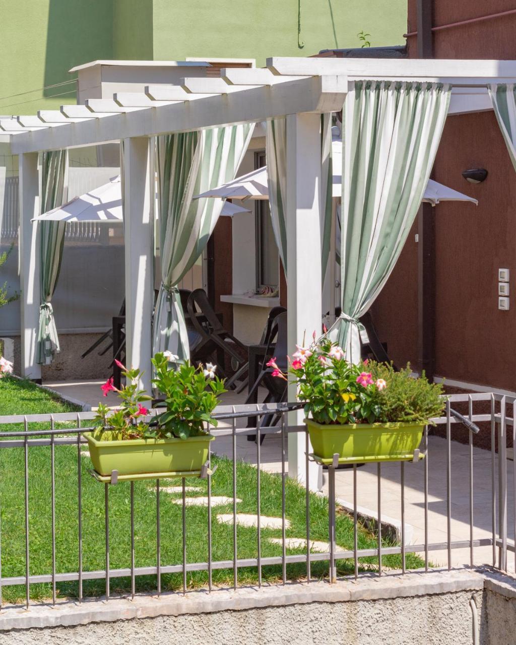 Blau Vacanze Peschiera del Garda Exterior foto